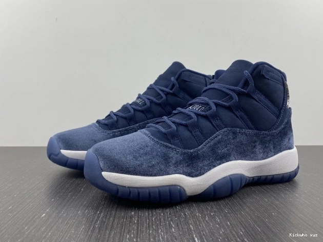 11 MIDNIGHT WMNS JORDAN NAVY AR0715-441 VELVET AIR 0527